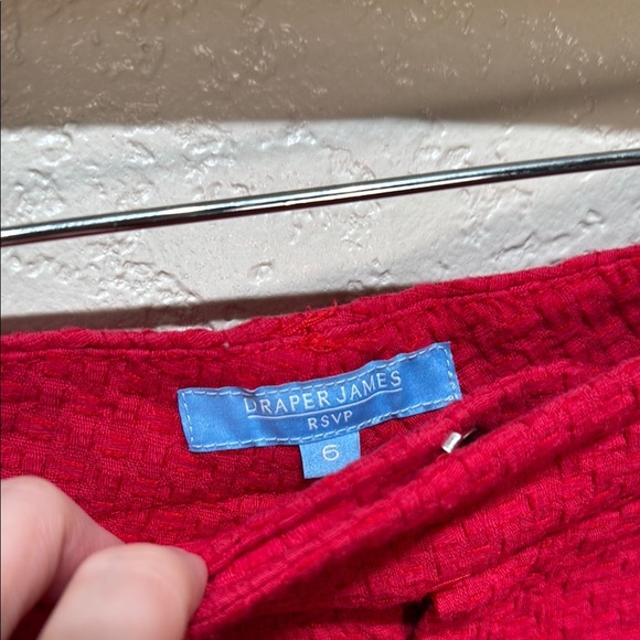 Draper James Women's‎ Size 6 Textured Red Shorts - Picture 6 of 9